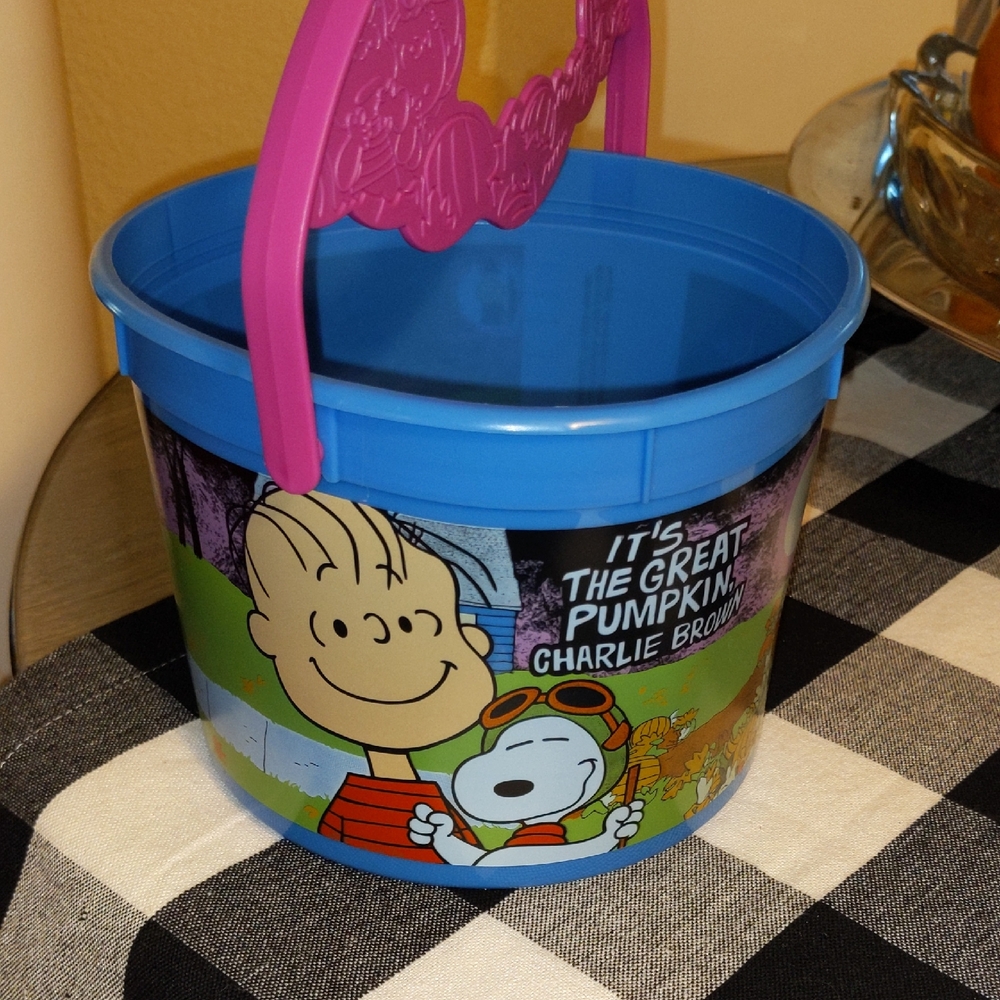 It’s The Great Pumpkin Charlie Brown 50th Anniversary 2016 Happy Meal Pail